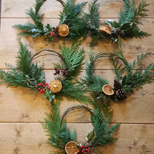 Load image into Gallery viewer, Mini Wreath